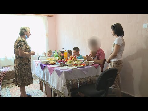 Мамі з Коломиї повернули п’ятьох малолітніх дітей. ВІДЕО