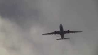preview picture of video 'Airbus A330 Taking off from Holguín International Airport'