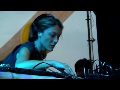 FRANCESCA LOMBARDO @REBELRAVE2014 ASIA PERÚ