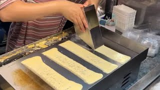 Download the video "Popular Street Food in Taiwanese Night Market !"