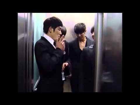 Seulong pushed Changmin out of the lift