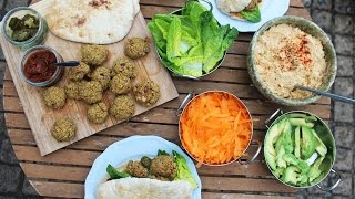 THE BEST VEGAN FALAFEL AND HUMMUS IN THE WORLD