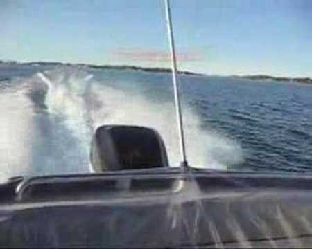 Bella 530 excel Mercury optimax 115hk (Music and tekst test)