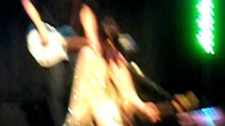 uh huh her @ the Avalon - &quot;Dance With Me&quot;