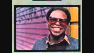 ronnie foster to see smile