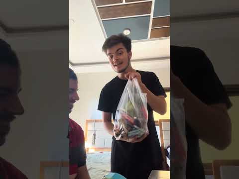 سرقت فلوس اخوي 😂