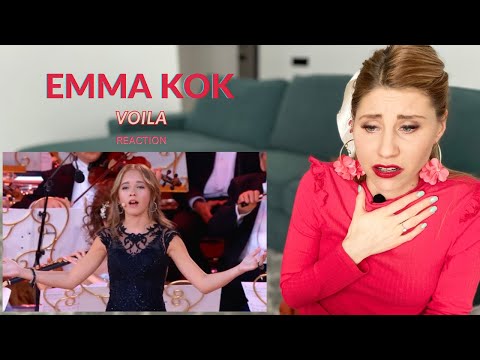 Stage Presence coach reacts to EMMA KOK “Voila”
