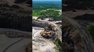 Download lagu Mining Prints Money 🤑💰 #shorts #youtubeshorts #trending #reels #mining #machinemaster #money #music mp3