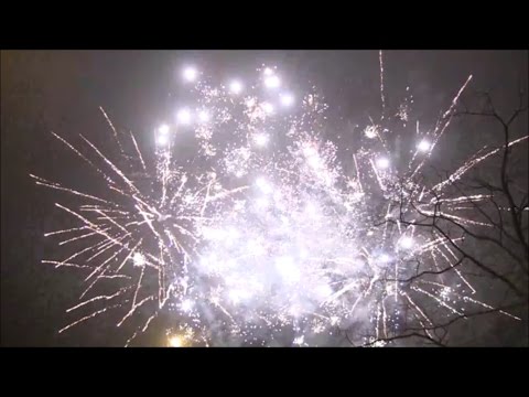 VUURWERKSHOW OUD OP NIEUW 2016 - 2017 Genk