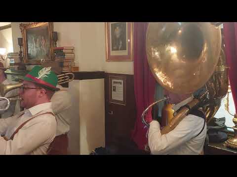 3 Oct 2021, The Oomoah Band, The Mitre, Barnet, Oompah Song