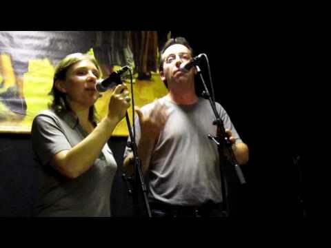 Gavotte improvisée ! - ÉBREL / RIVOALEN - La nuit de la gavotte 2010 à POULLAOUEN