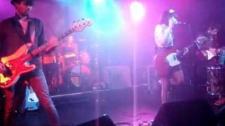 Howling Bells - Cities Burning Down