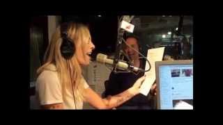 Marie-Mai - Comptine bébé ("C'est moi" adaptée par les Grandes Gueules) :D