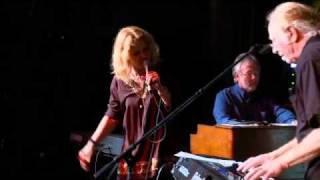 Teresa James and the Rhythm Tramps:  Forgetting You