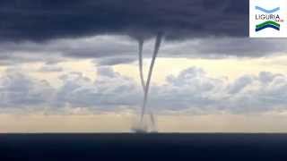 preview picture of video 'Trombe d'aria mostruose 6/11/2014 Liguria #waterspout'