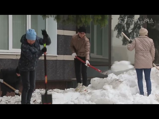 В Бугульме провели первый субботник