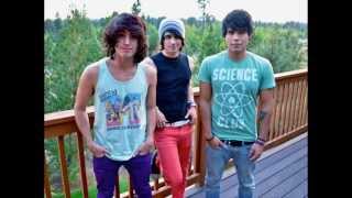 King The Kid Marionette Lyrics