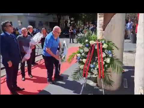 Top Channel/ 25 vite nga vrasja e Azem Hajdarit, homazhe pranë memorialit “Heroi i Demokracisë”