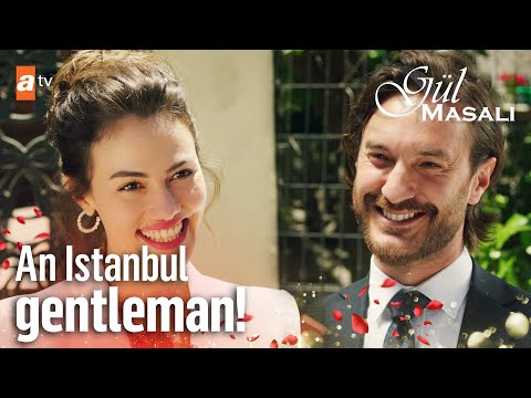 Arda celebrates Gonca's birthday - Gul Masali English | Short Scenes