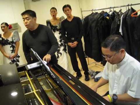 Huwag Kang Mangamba rehearsal