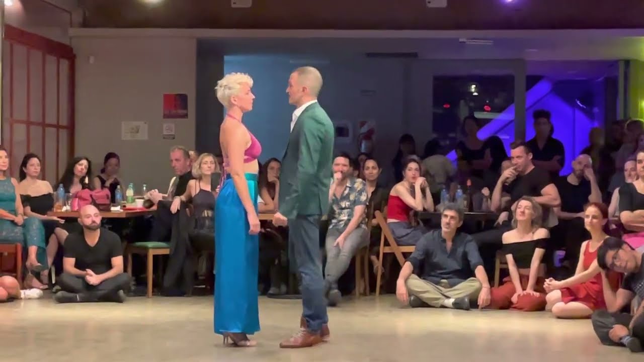 Video thumbnail for Rocio Lequio y Bruno Tombari @ Muy Martes Milonga 4/11/23 #2