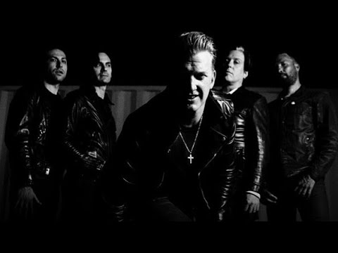 Queens of the Stone Age - FORTRESS (Instrumental Cover + Lyrics)