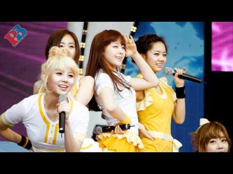 [110409 HD] Girl's Day - Nothing Lasts Forever + Twinkle Twinkle (걸스데이 Fancam)