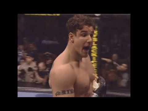 The only omoplata toe hold submission in UFC history by a young Frank Mir.