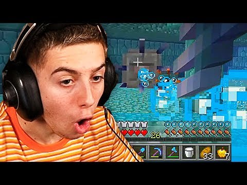 I EXPLORE A WATER TEMPLE!  (Minecraft)