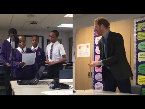 Prince Harry watches young performers at Nottingham Academy