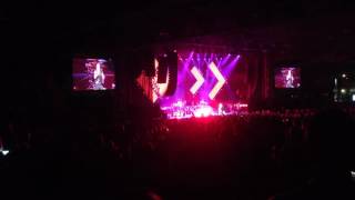 Gwen Stefani //Naughty