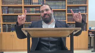 הרב חיים סרוסי - פרשת פיקודי - מי הקים את המשכן ? (הרב חיים סרוסי) - התמונה מוצגת ישירות מתוך אתר האינטרנט יוטיוב. זכויות היוצרים בתמונה שייכות ליוצרה. קישור קרדיט למקור התוכן נמצא בתוך דף הסרטון