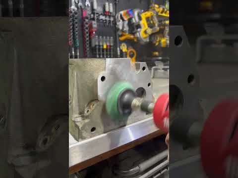 Quick Cleanup with the 3M Roloc Bristle Disc