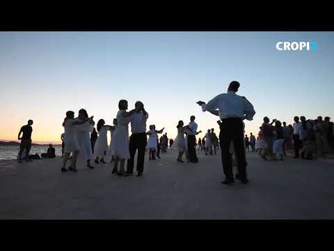 Na zadarskoj rivi odrzana manifestacija Zadarski Valcer