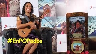 LILA DOWNS canta "Viene la muerte echando rasero" Conferencia "Balas y Chocolate" / #EnPOPados