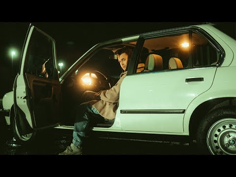 Louis Held - Beifahrersitz (Offizielles Musikvideo)