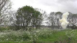 preview picture of video 'Granaat onschadelijk gemaakt op Fort bij Uithoorn'