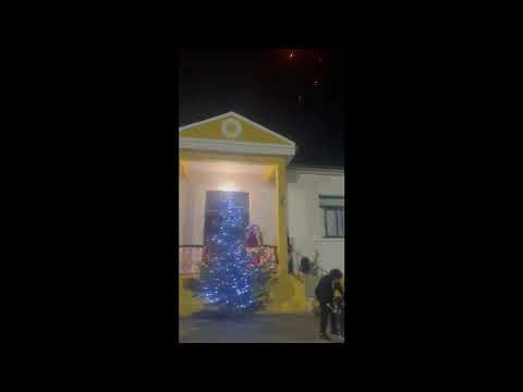 &raquo; Με μεγάλη επιτυχία και πλήθος κόσμου πραγματοποιήθηκε το φετινό άναμμα του Χριστουγεννιάτικου δέντρου στην Ξηρολίμνη Κοζάνης (Βίντεο & Φωτογραφίες)