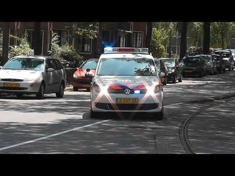 2x PRIO 1 Politie door Amsterdam. Naar een melding en Rijopleidingen