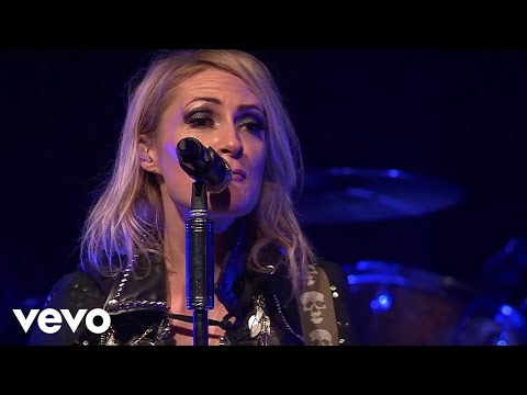 Metric - Gold Guns Girls w/ Combat Baby Intro (Live on the Honda Stage)
