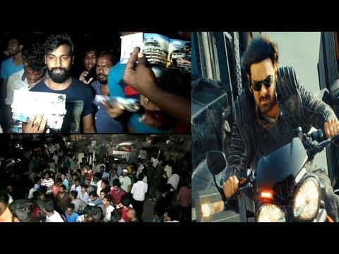 Prabhas Fans Hungama At Theaters | Saaho Fans Hungama | Vizagvision....