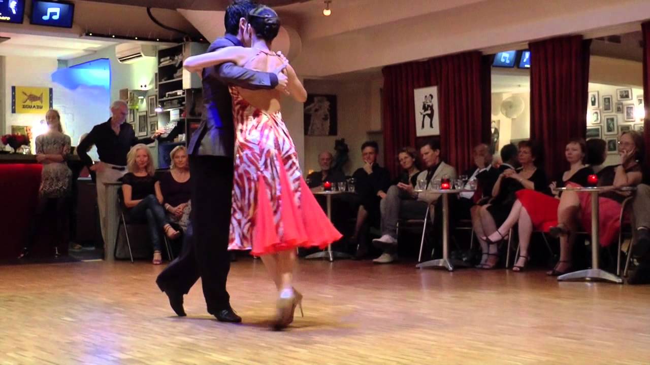 Veronica Vazquez & Alejandro Beron in Tangosalon de Plantage (1) "Invierno" F.Canaro