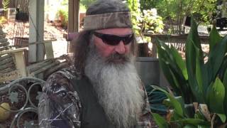 Phil and Kay Robertson - Fright Before Christmas
