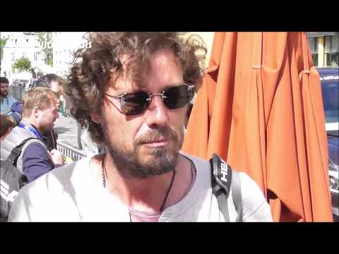 Marat Safin with fans @ Paris 26 may 2025 during Roland Garros French Open Tennis