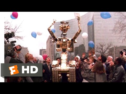 Short Circuit 2 (1988) - Golden Johnny Five Scene (10/10) | Movieclips