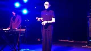 Sparks Ron Mael dancing to Beat the Clock Berlin 2012