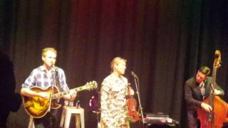 Hot club of cowtown at the old courthouse Antrim