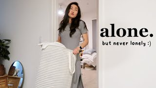 Living Alone for the First Time *things to do if you&#39;re feeling lonely*