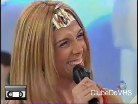 Carla Perez - É Show - Rede Record - 26/07/2002