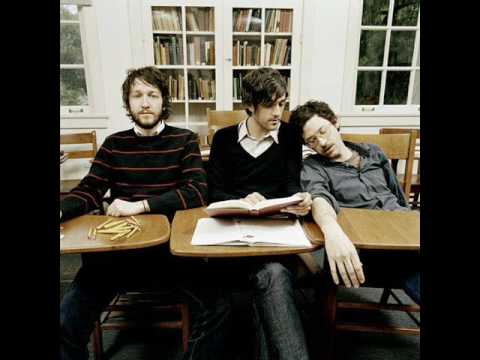 Videoclip de Dinosaurs — We Are Scientists